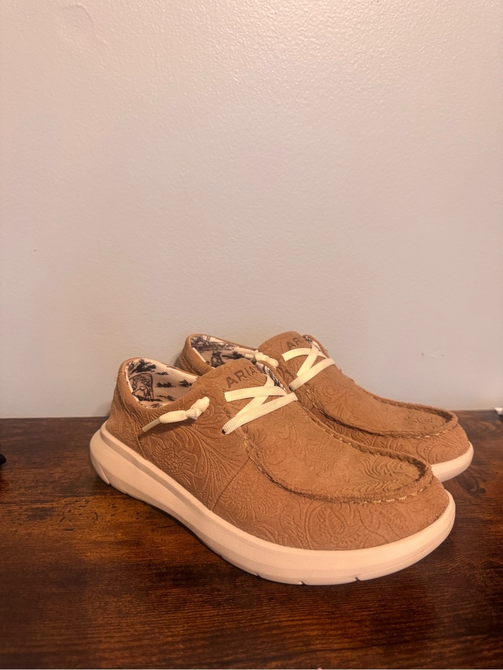 Ariat Women's-Style Slip-On Loafers in Light Brown with Cream Laces